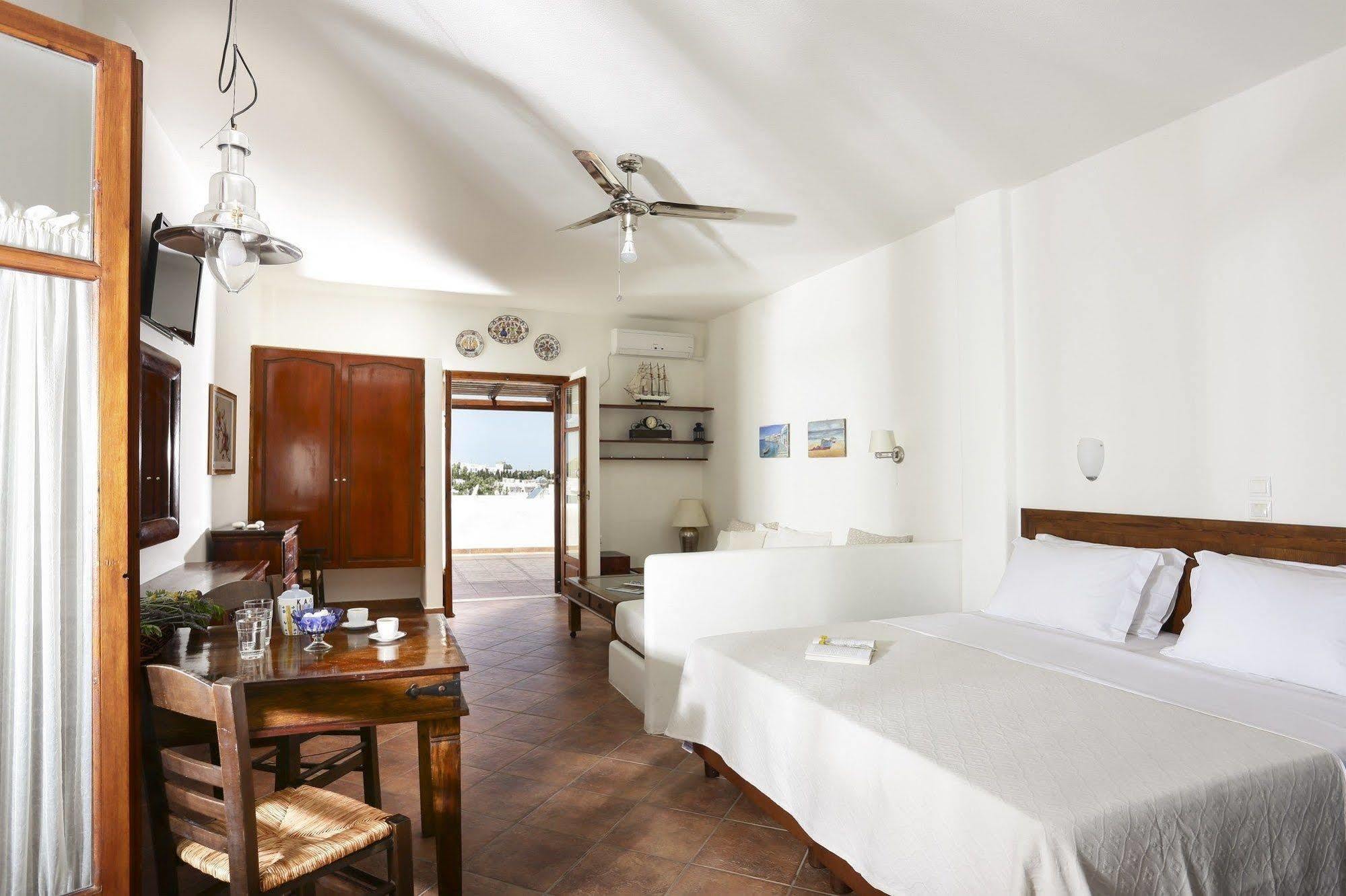 9 Muses - Paros Aparthotel Eksteriør bilde